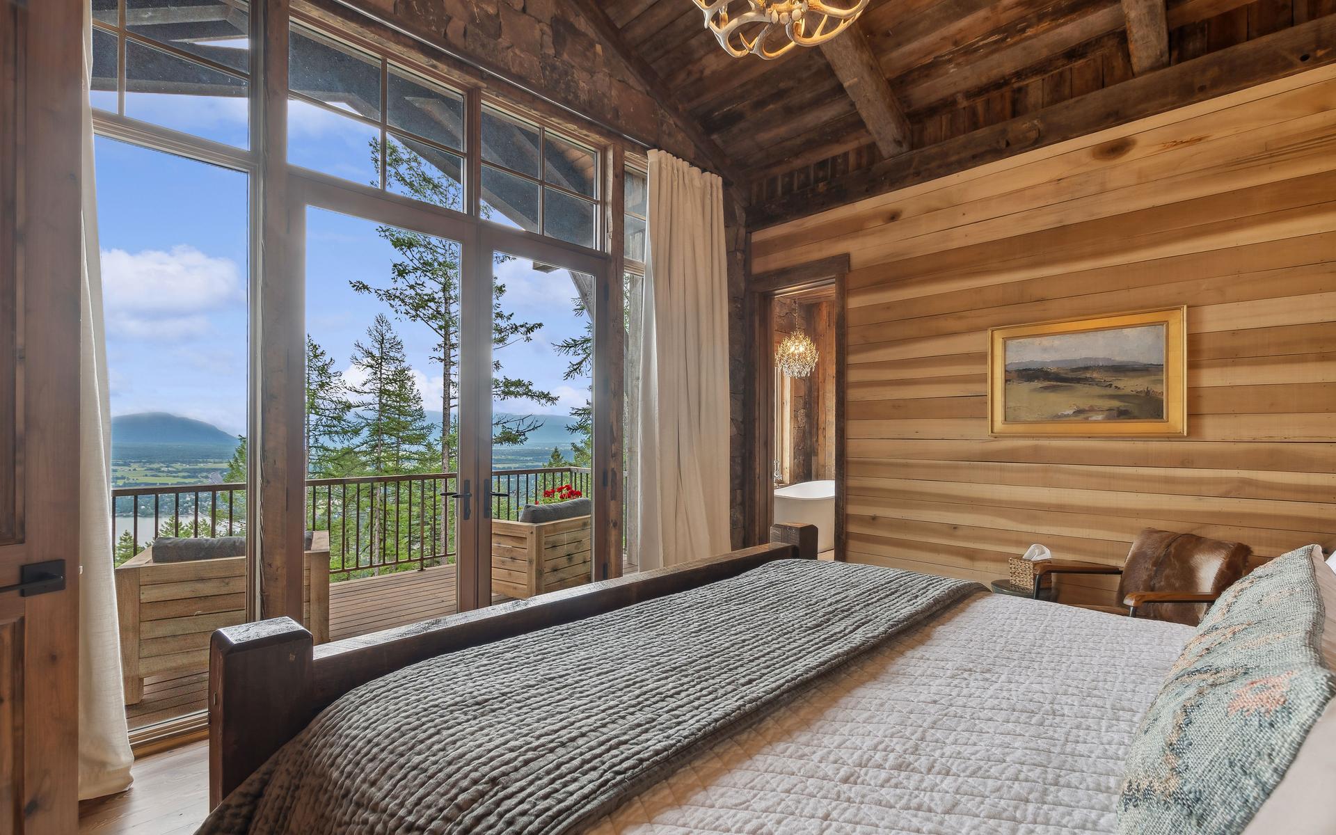 2424 Wolftail Pines