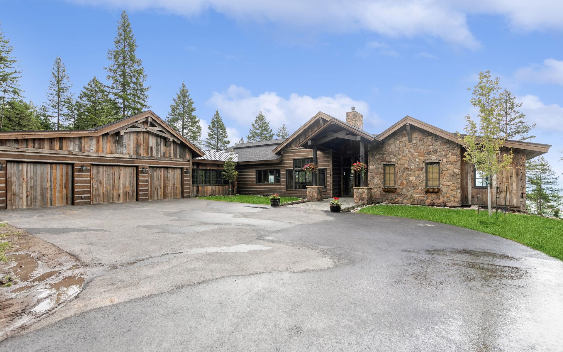 2424 Wolftail Pines