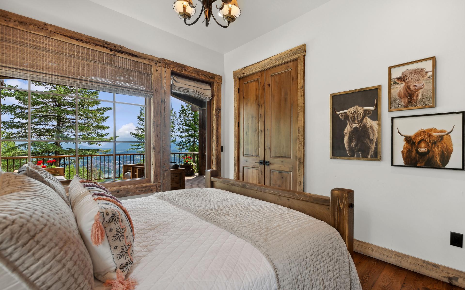 2424 Wolftail Pines