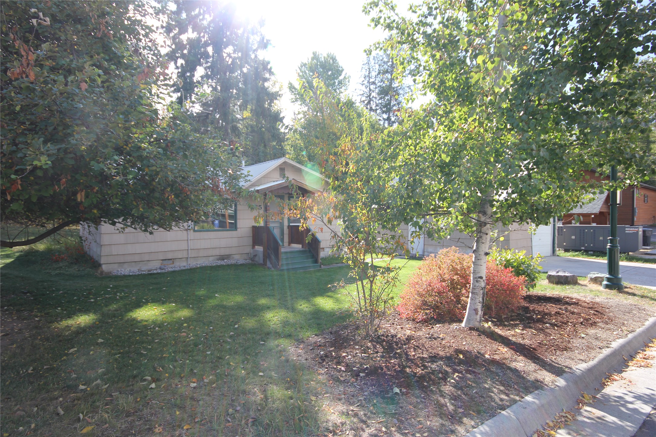 265 W 6th Street