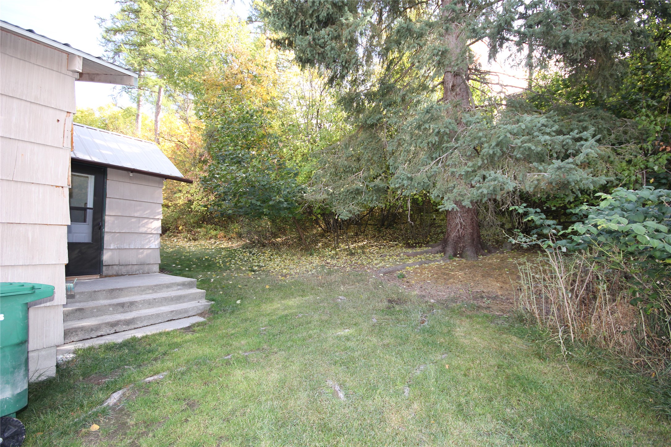 265 W 6th Street