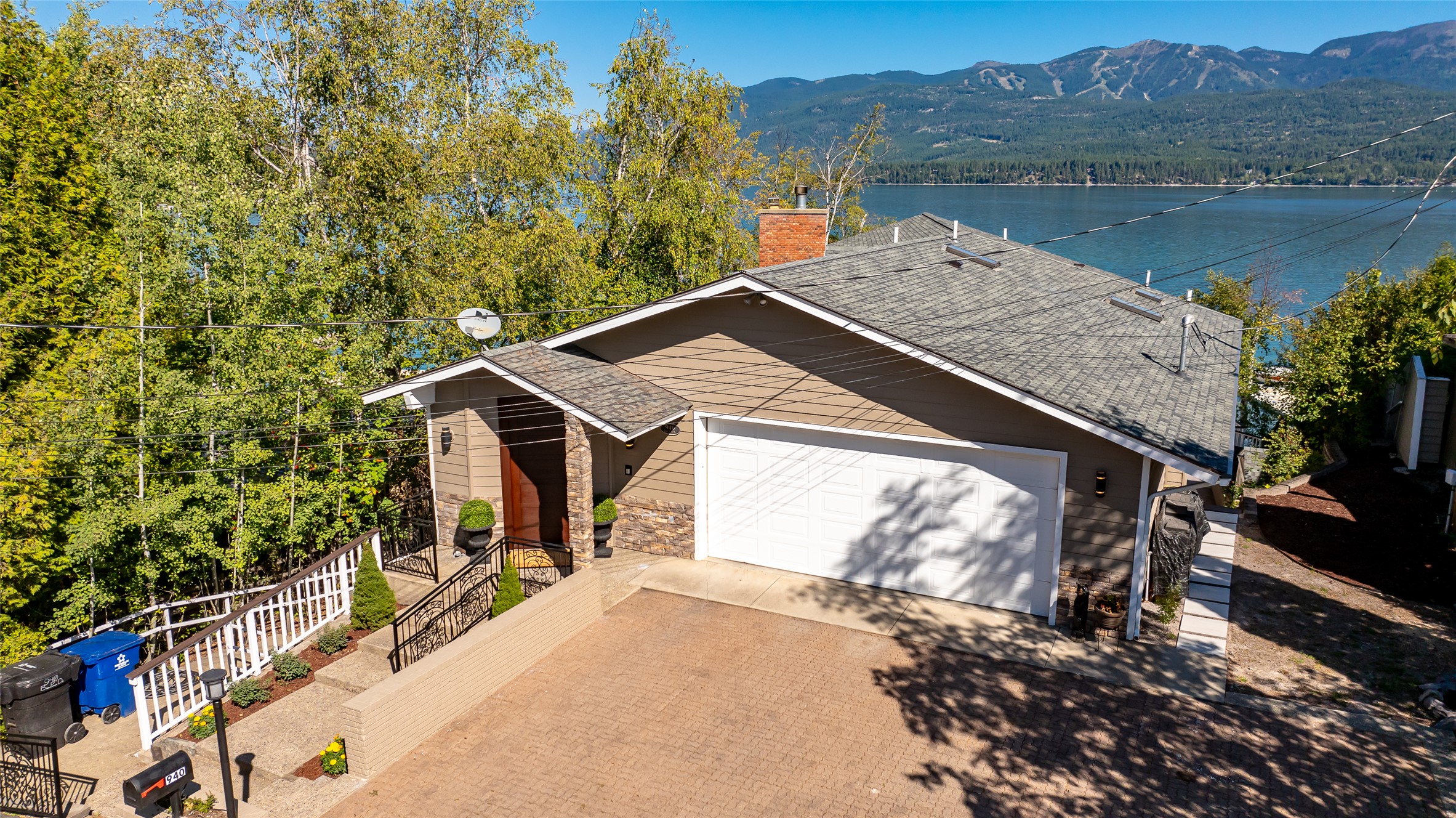 940 Birch Point Drive