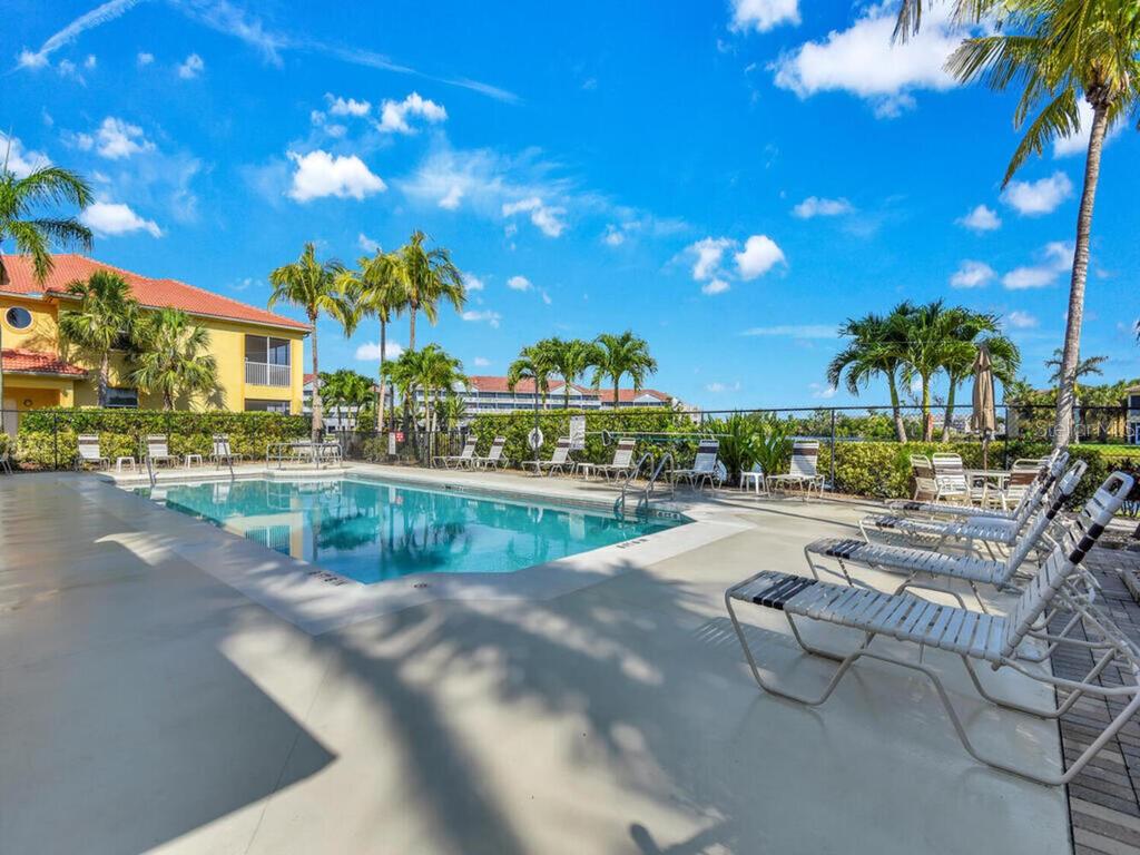 4117 BELLASOL CIR #122