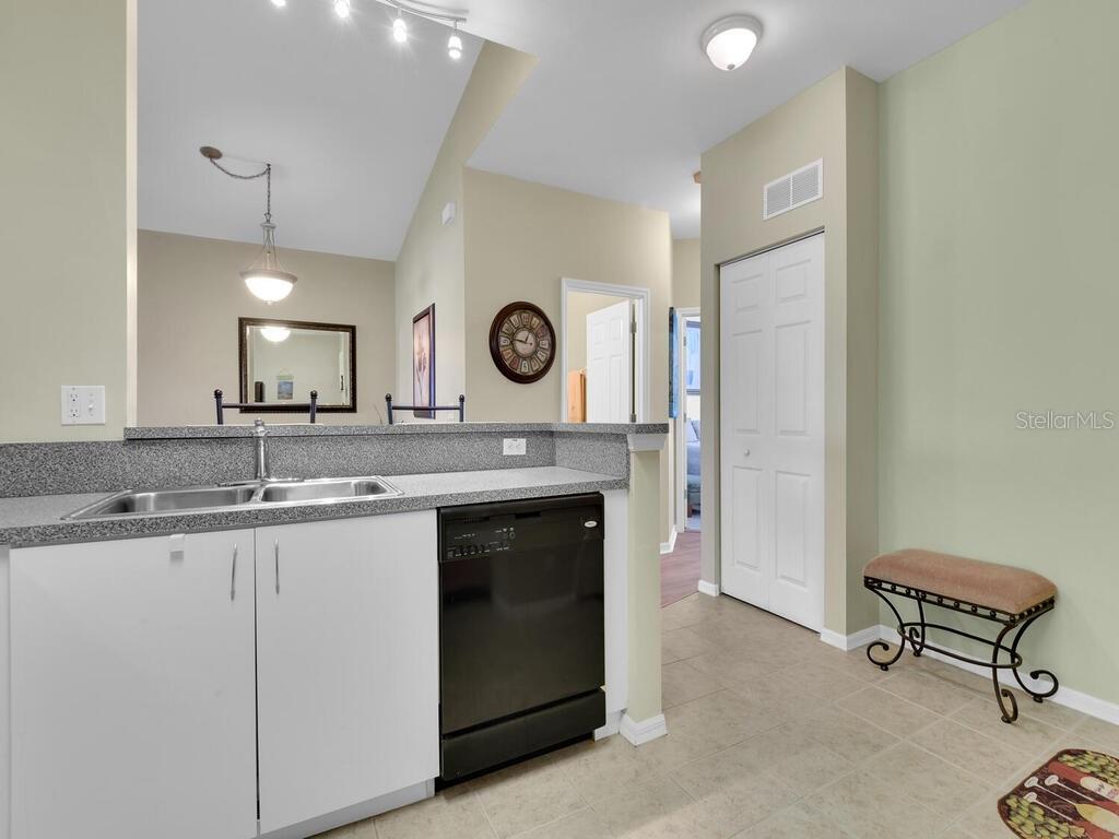 4117 BELLASOL CIR #122