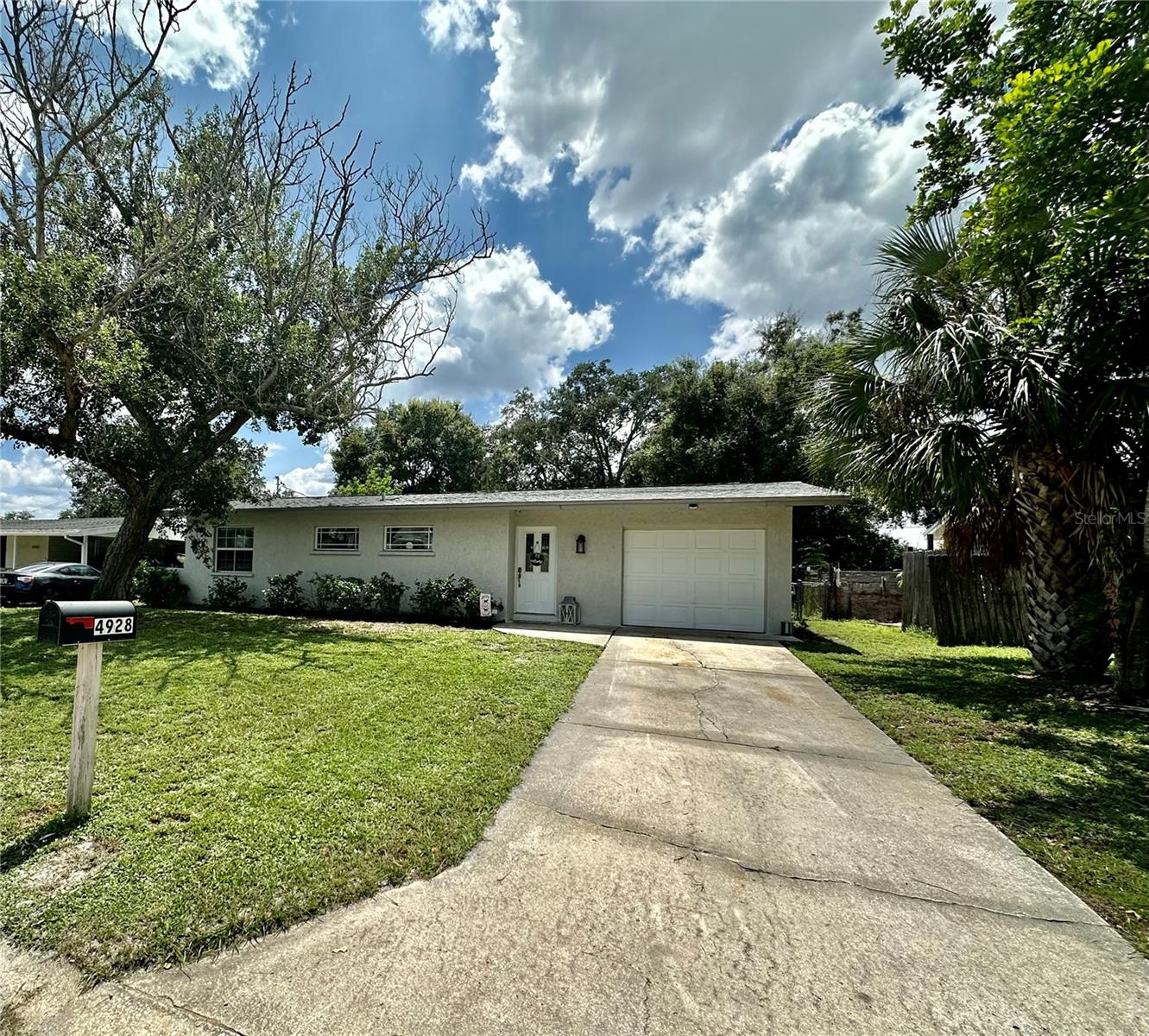 4928 BELL MEADE DR
