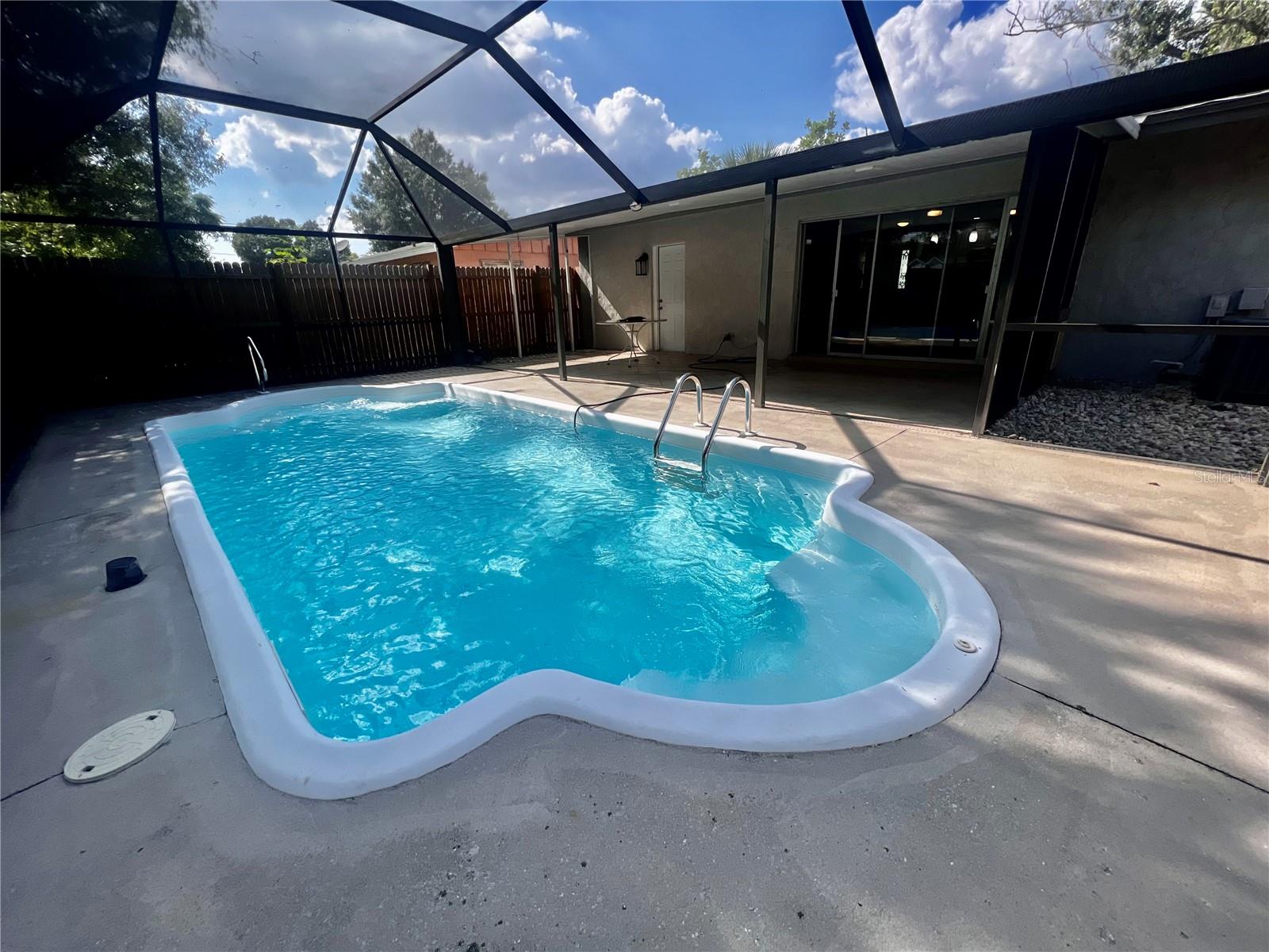 4928 BELL MEADE DR
