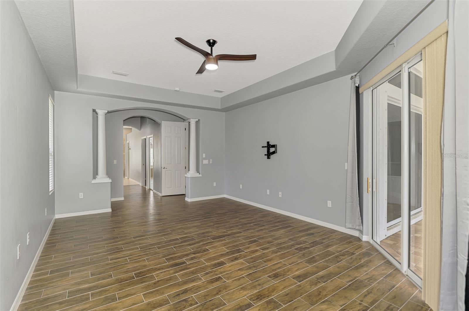 14711 2ND AVENUE CIR NE