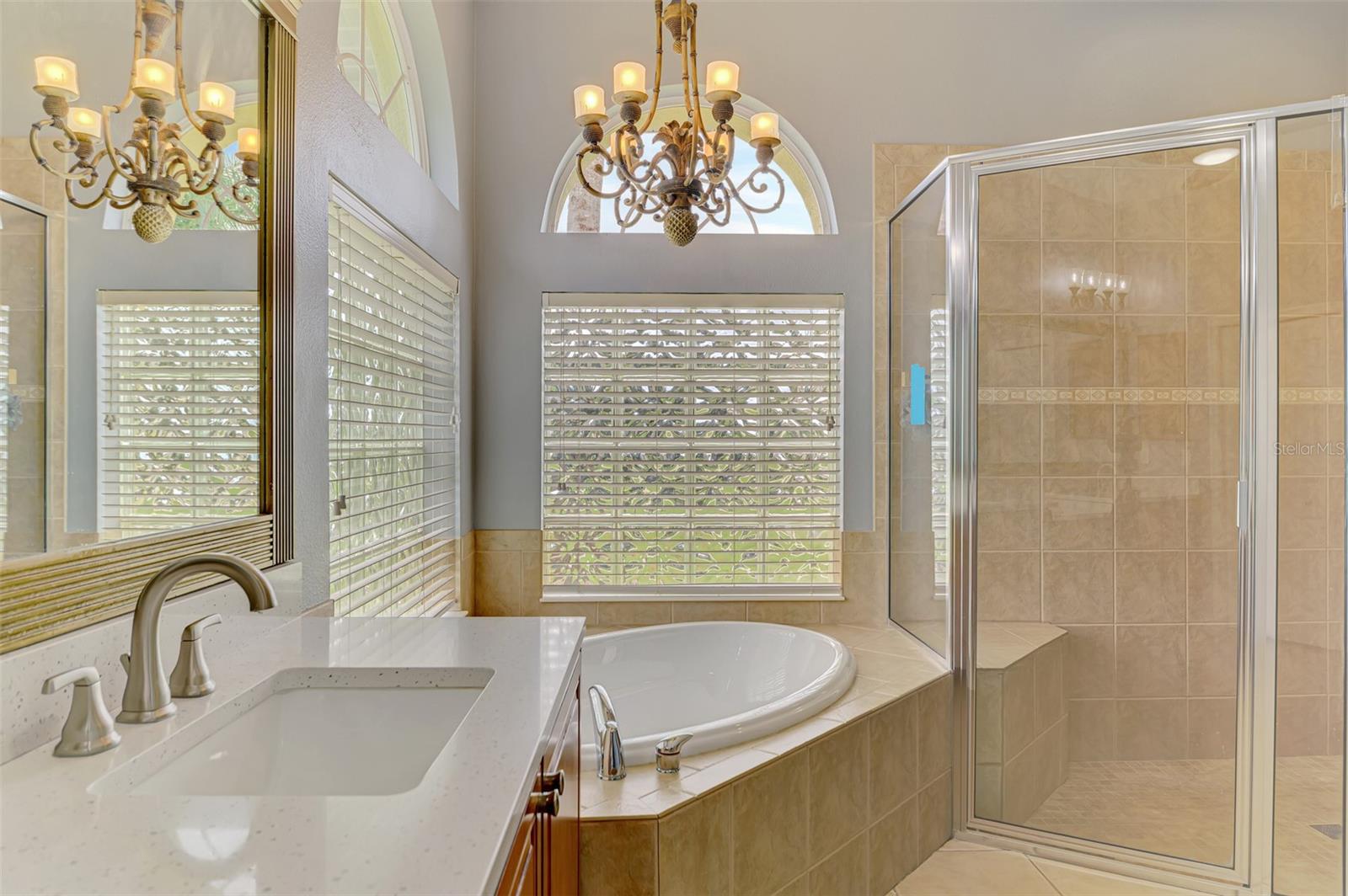 14711 2ND AVENUE CIR NE