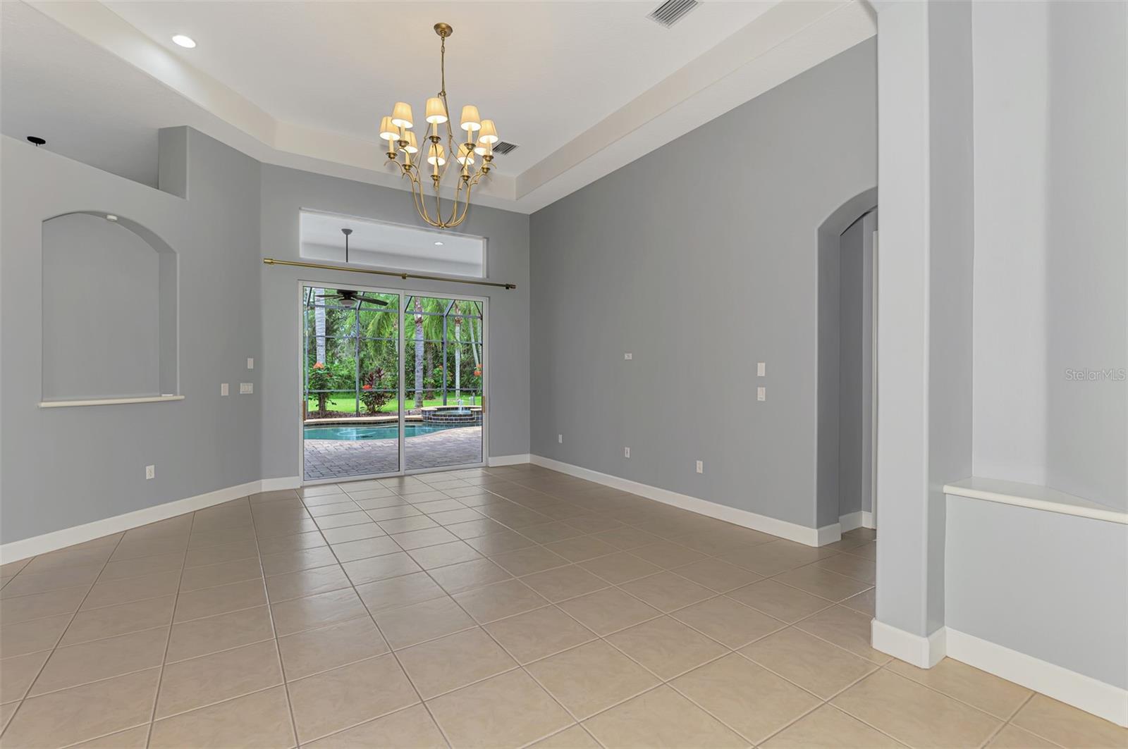 14711 2ND AVENUE CIR NE