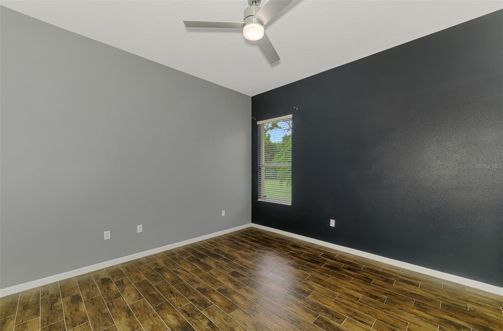 14711 2ND AVENUE CIR NE