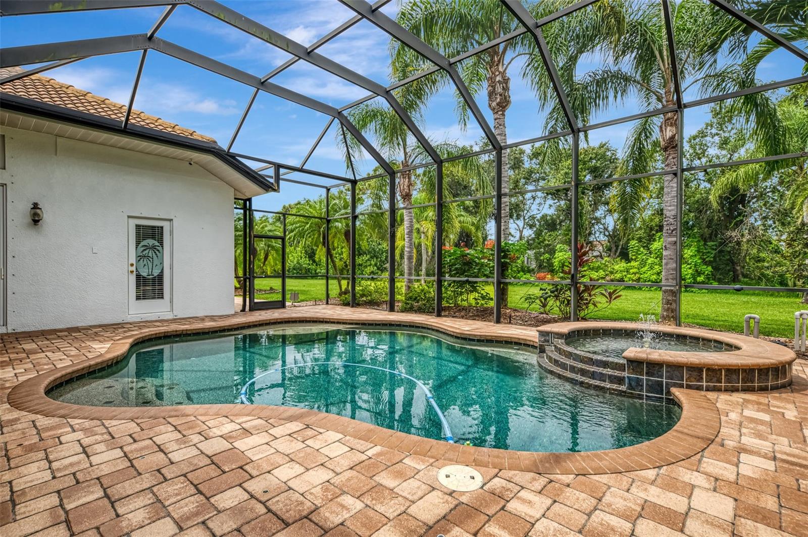 14711 2ND AVENUE CIR NE