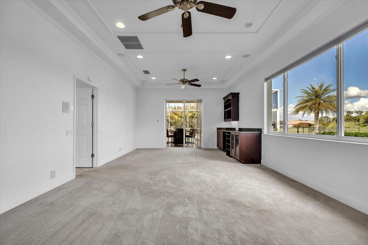 709 COUNTRY MEADOWS WAY