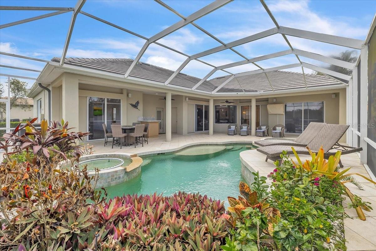 709 COUNTRY MEADOWS WAY