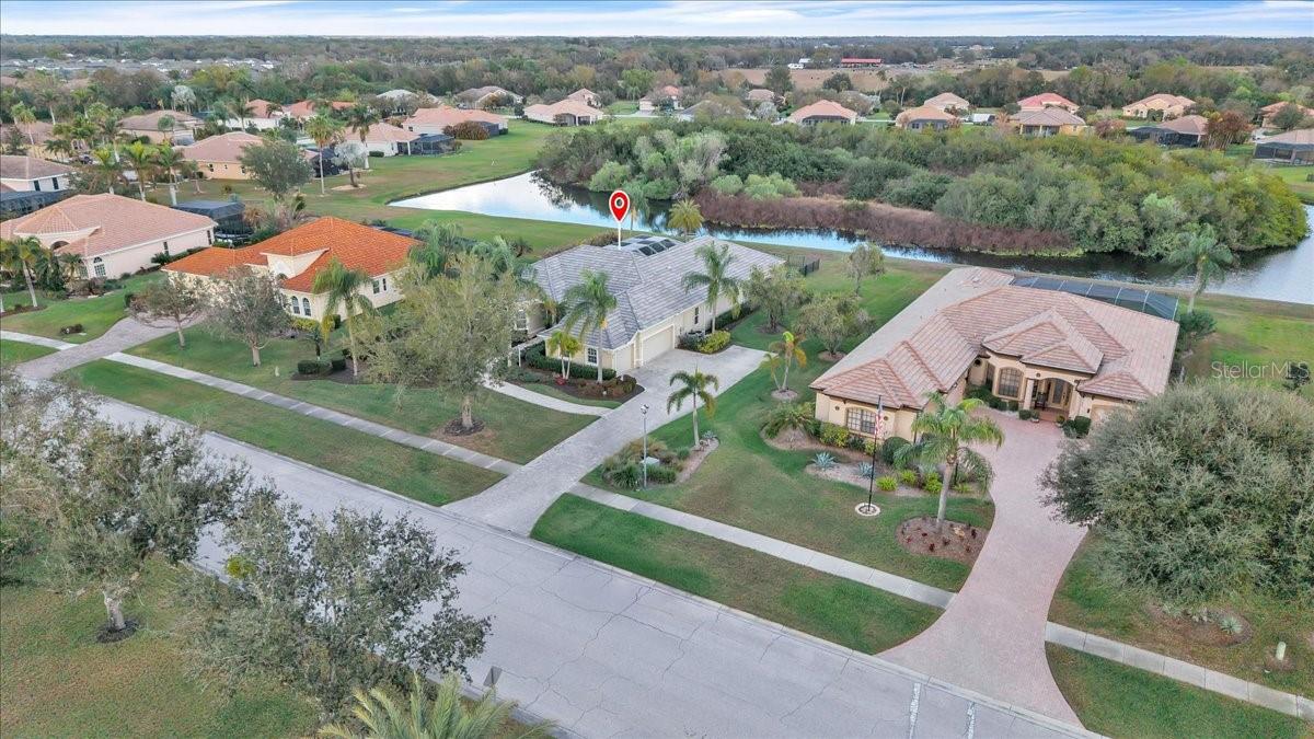 709 COUNTRY MEADOWS WAY