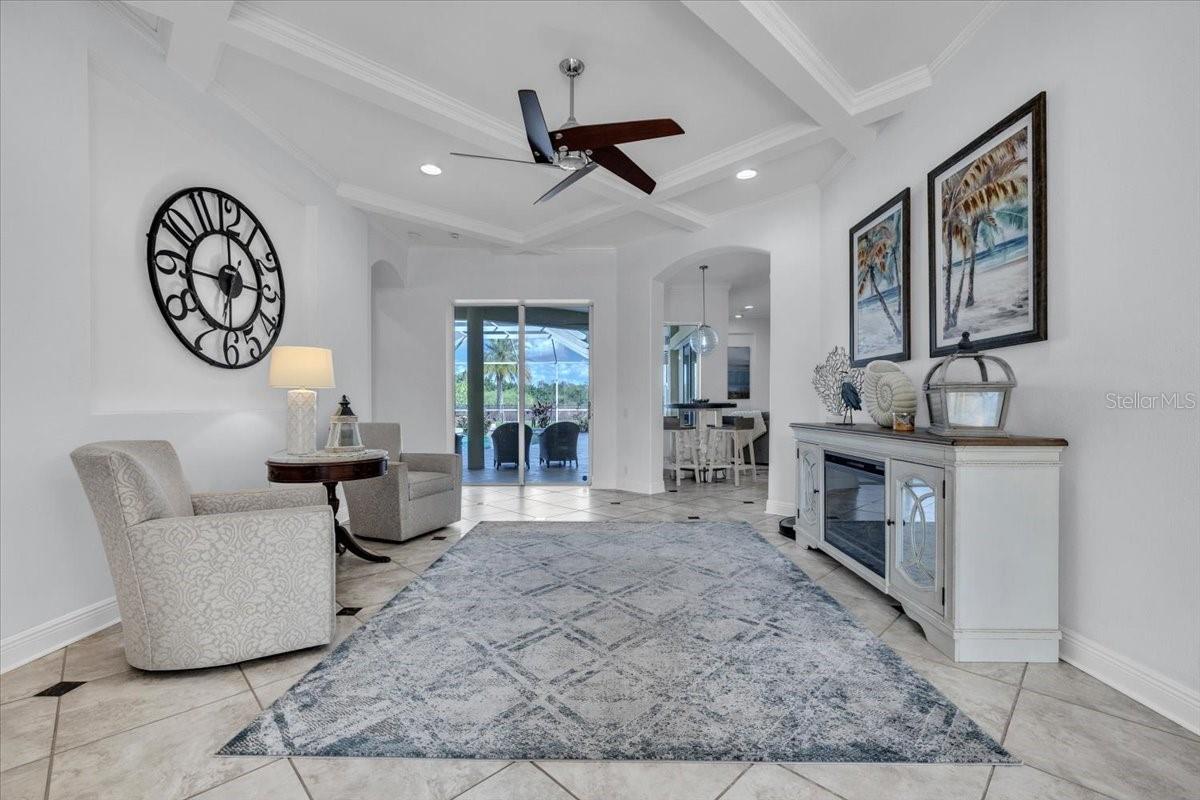 709 COUNTRY MEADOWS WAY