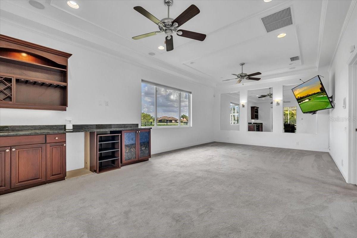 709 COUNTRY MEADOWS WAY