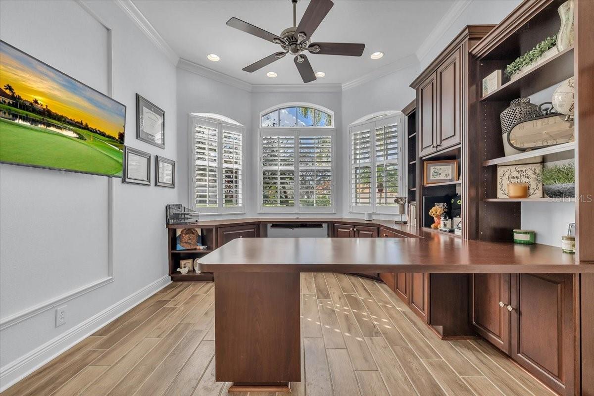 709 COUNTRY MEADOWS WAY