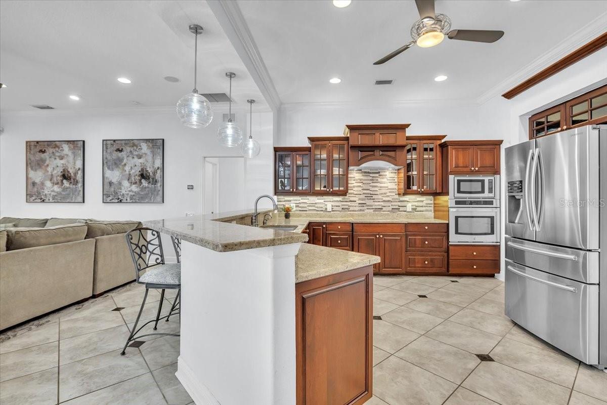 709 COUNTRY MEADOWS WAY