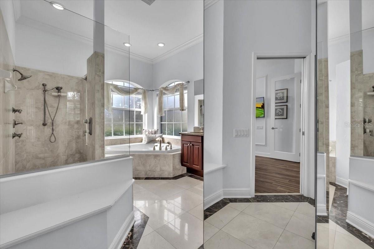 709 COUNTRY MEADOWS WAY