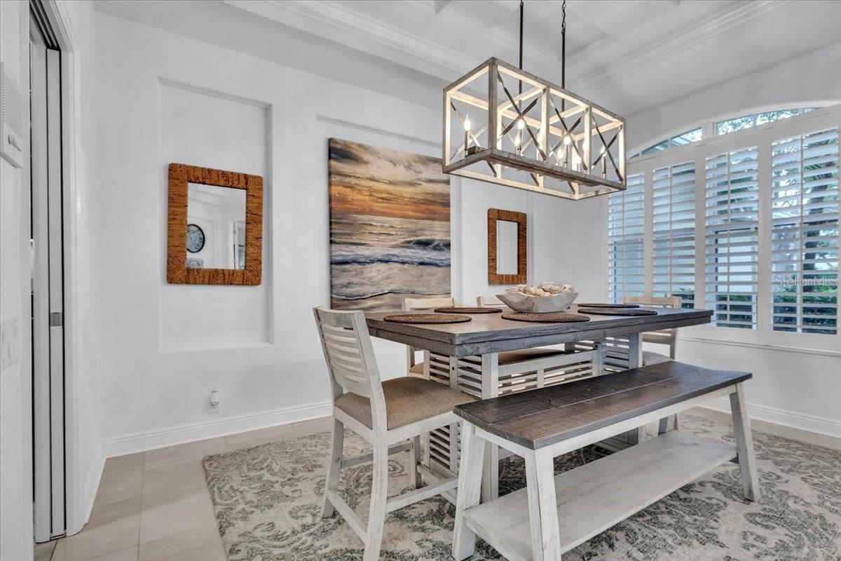 709 COUNTRY MEADOWS WAY