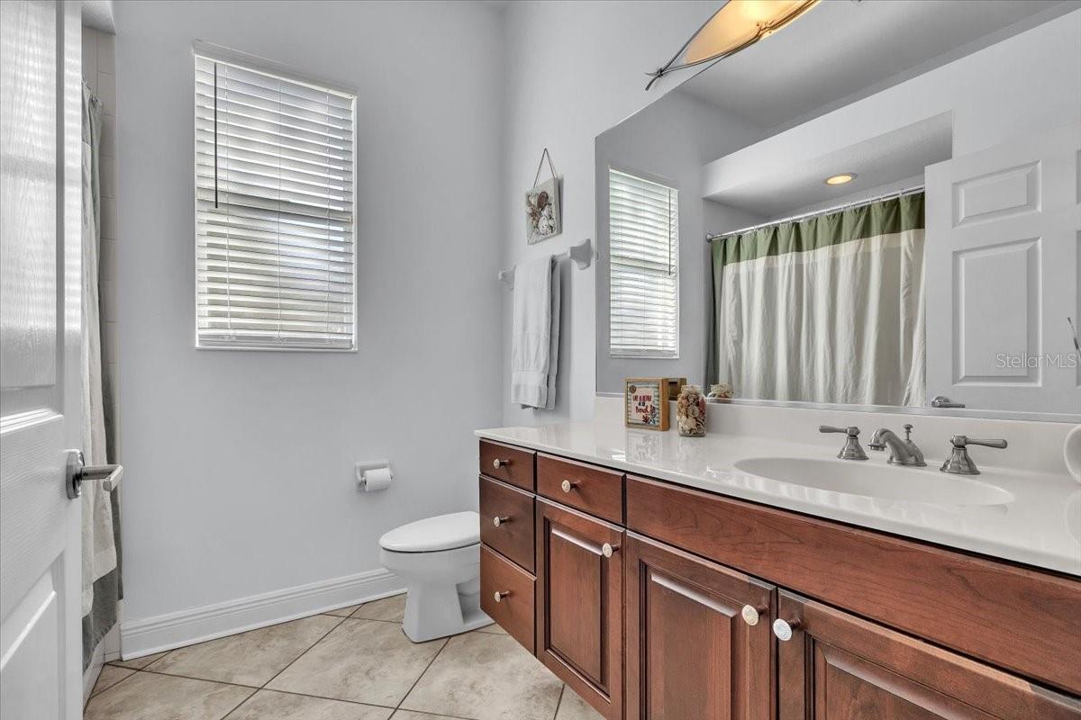 709 COUNTRY MEADOWS WAY