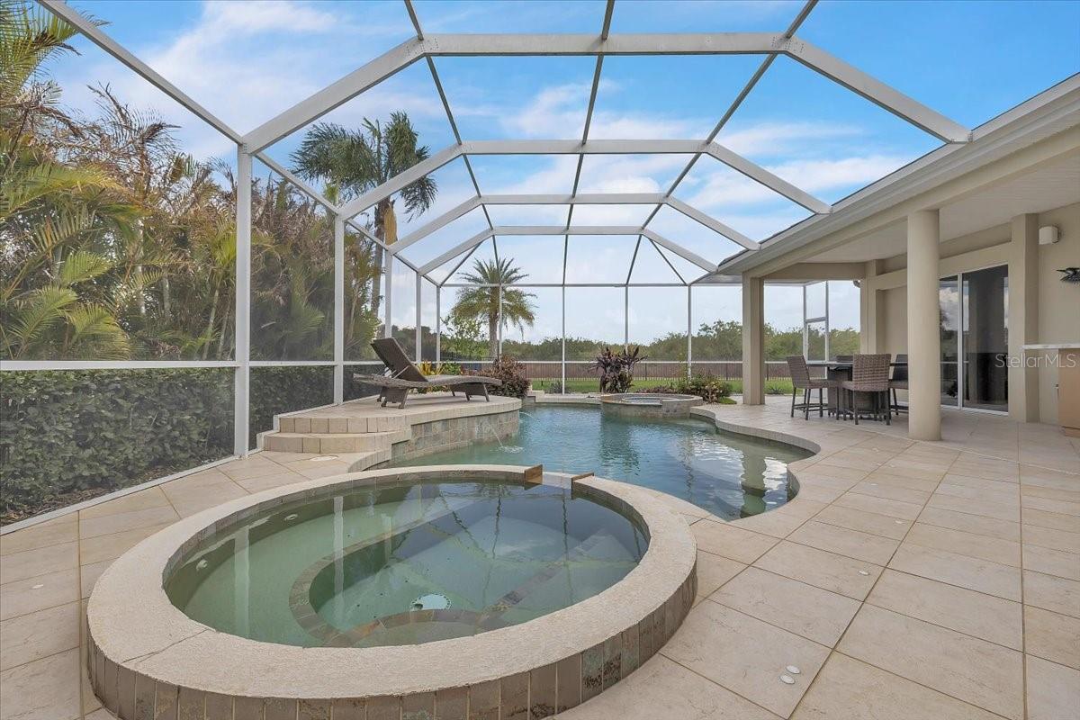 709 COUNTRY MEADOWS WAY