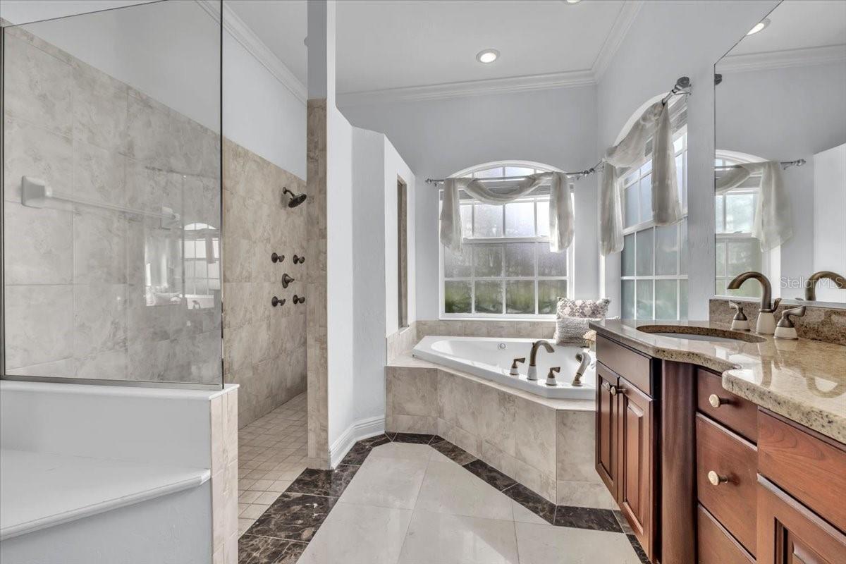 709 COUNTRY MEADOWS WAY