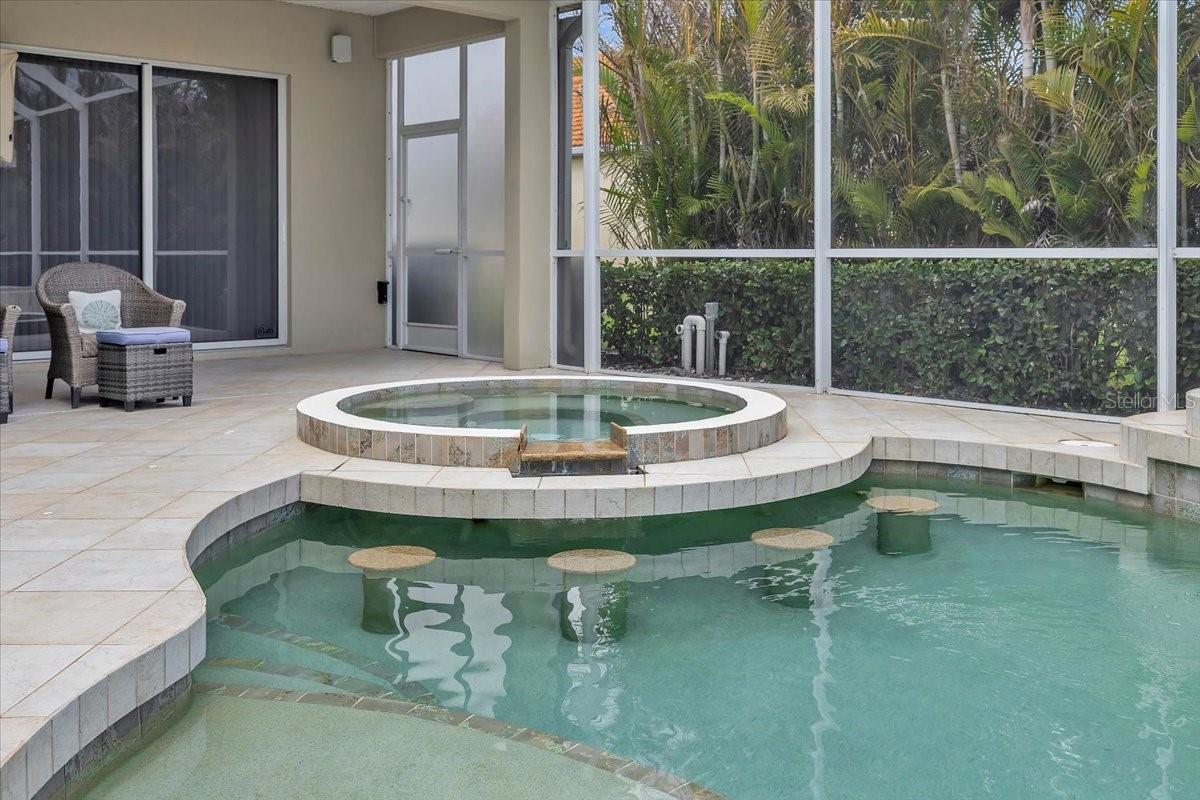 709 COUNTRY MEADOWS WAY