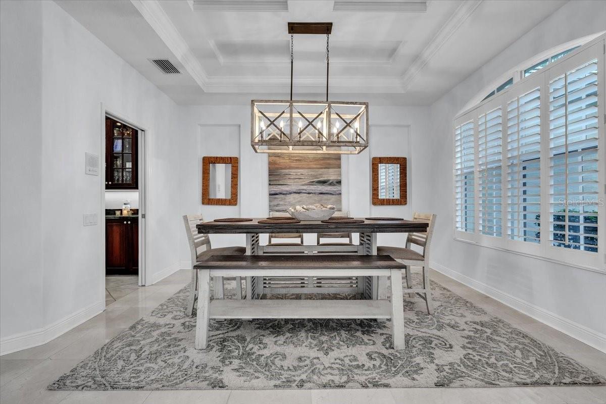 709 COUNTRY MEADOWS WAY