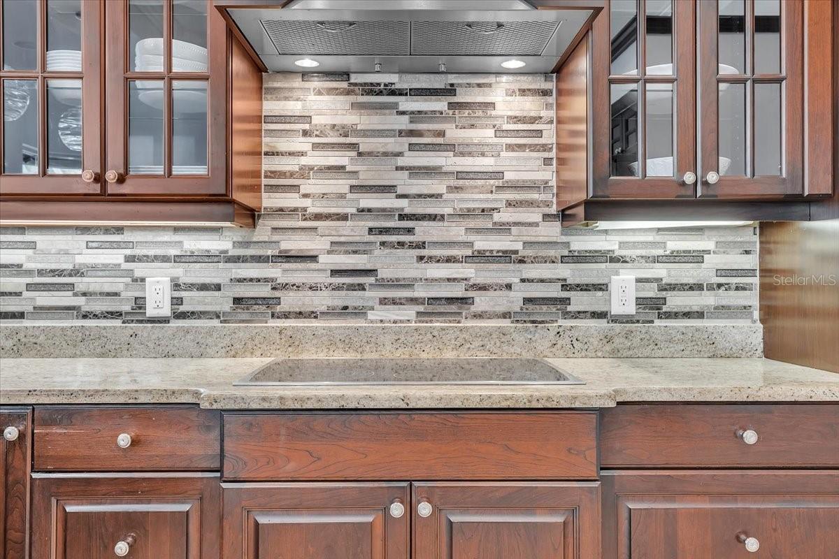 709 COUNTRY MEADOWS WAY