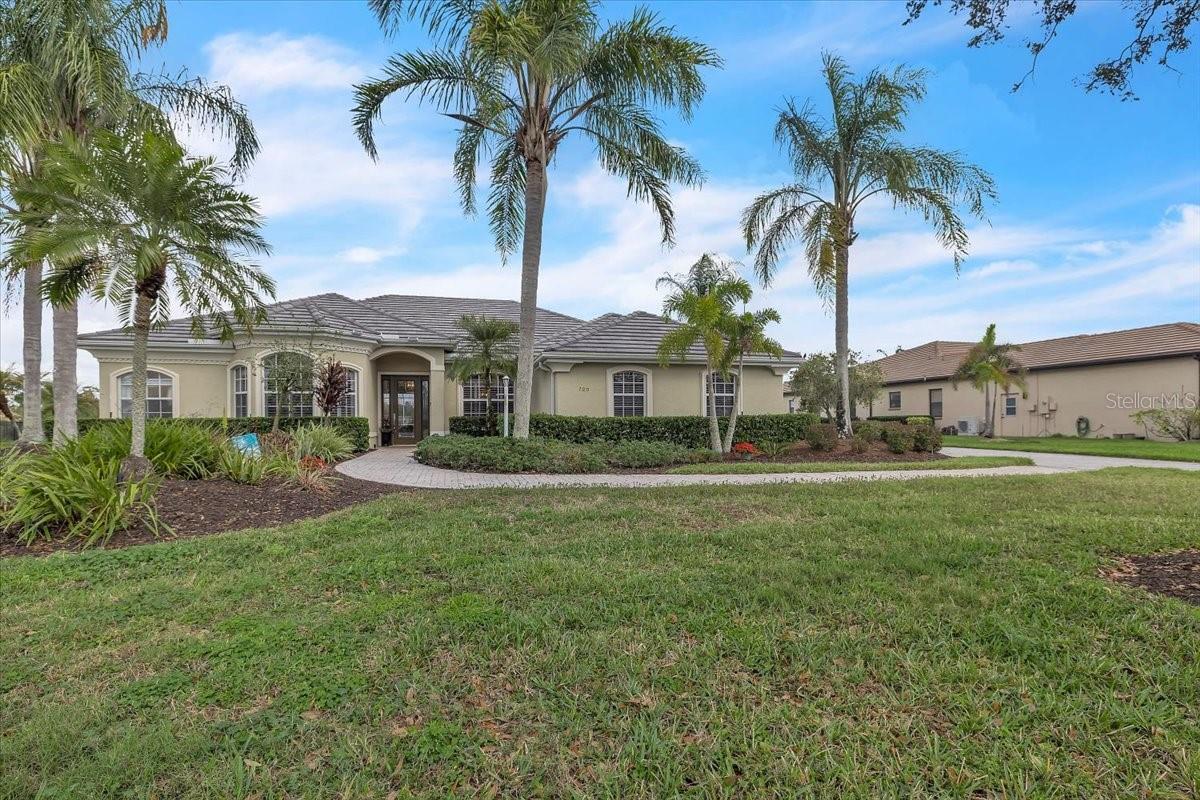 709 COUNTRY MEADOWS WAY