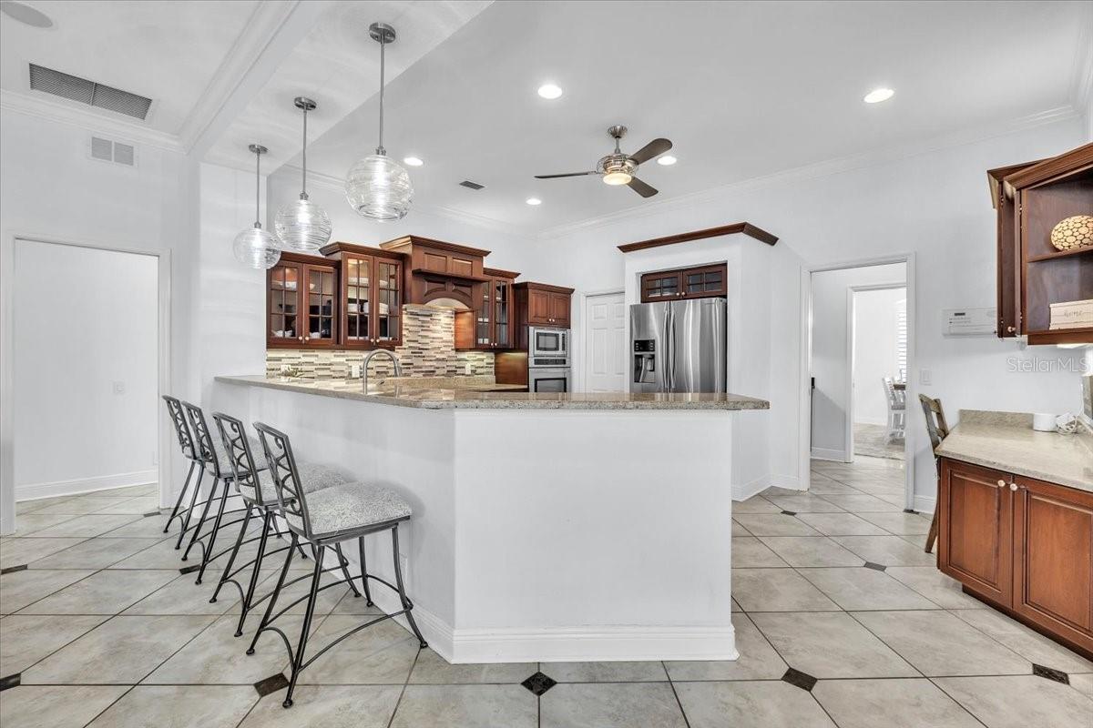 709 COUNTRY MEADOWS WAY