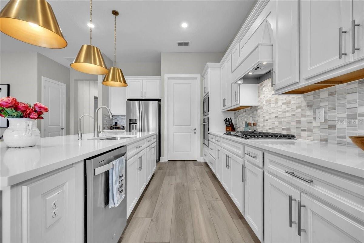 9332 BARRIER COAST TRL