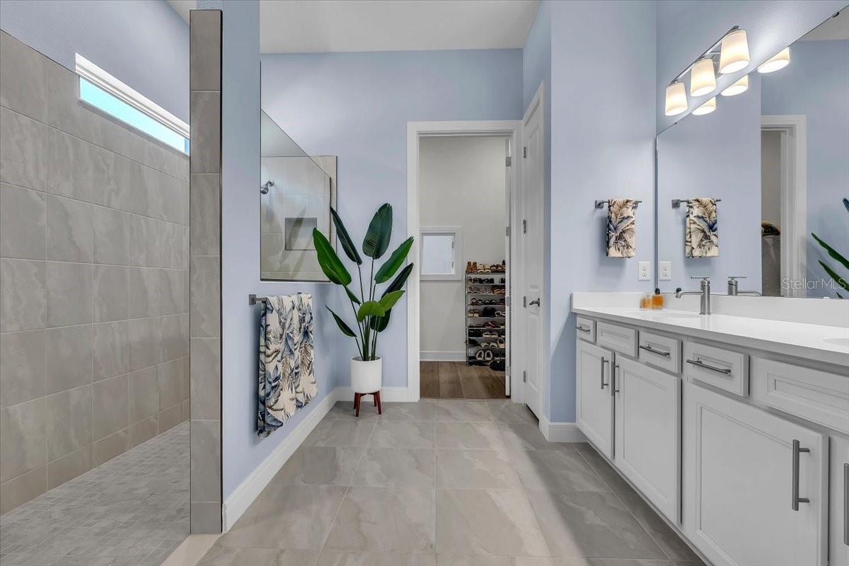 9332 BARRIER COAST TRL