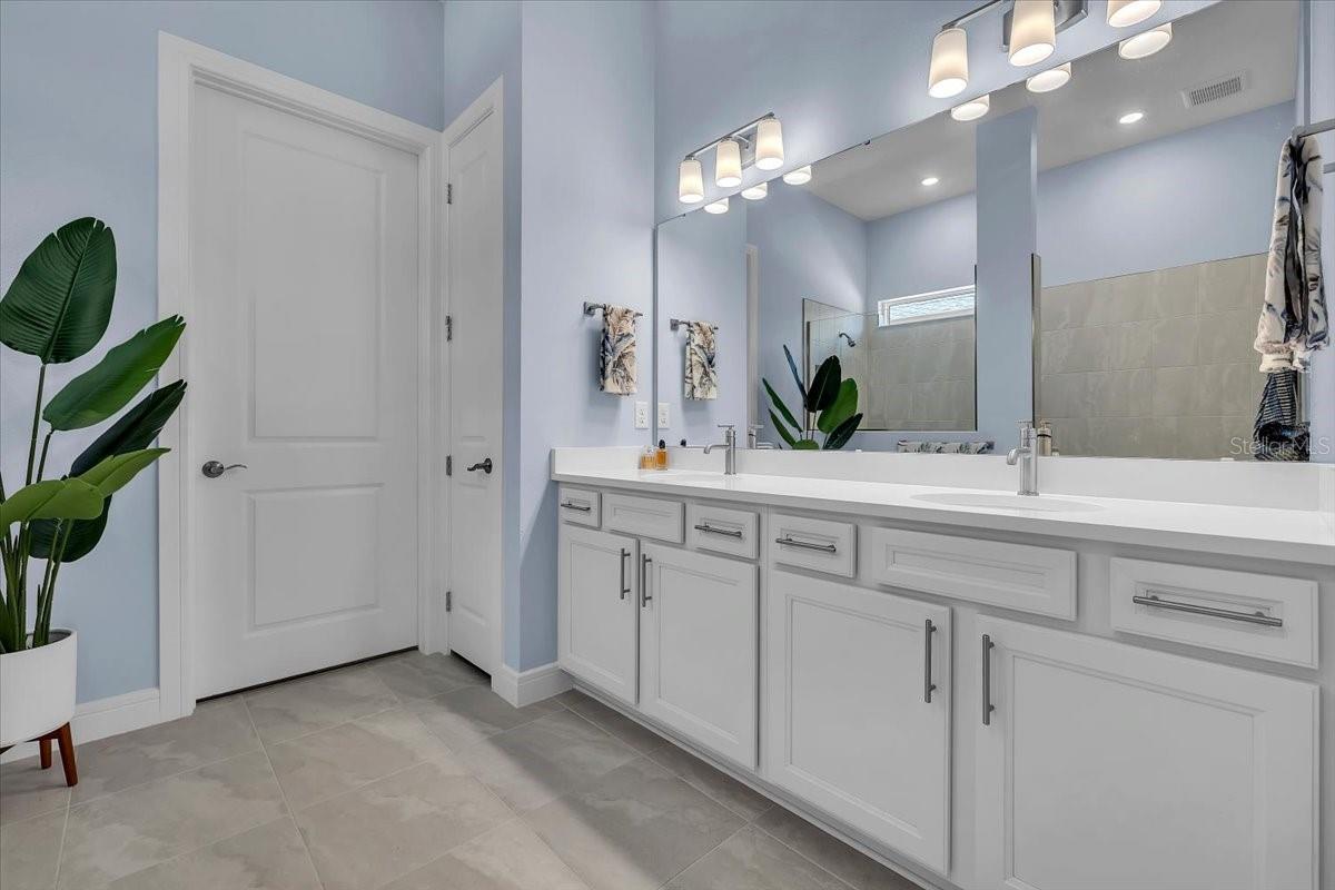 9332 BARRIER COAST TRL