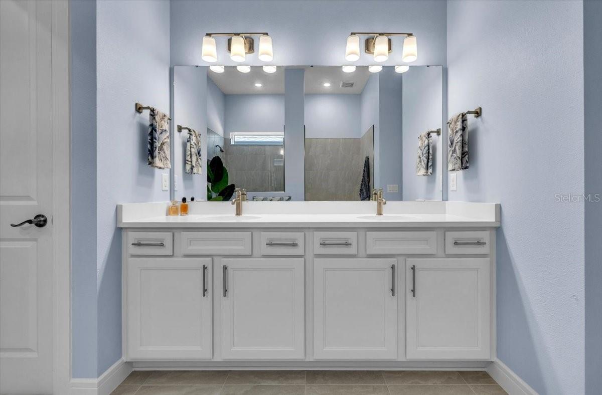 9332 BARRIER COAST TRL