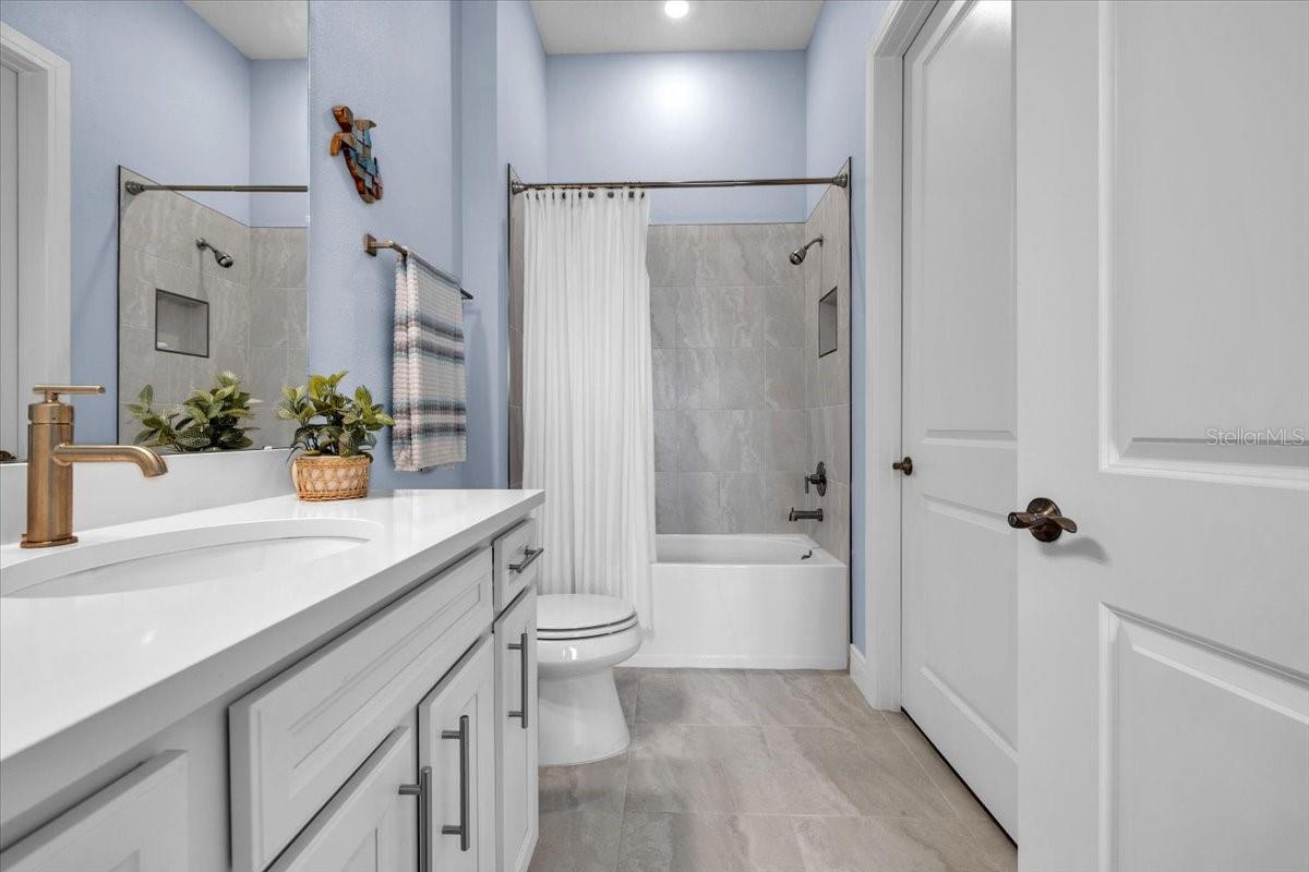 9332 BARRIER COAST TRL