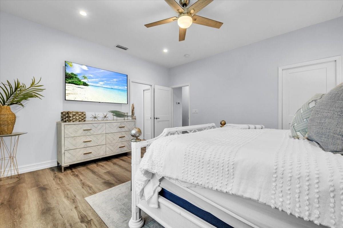 9277 BELDING DR
