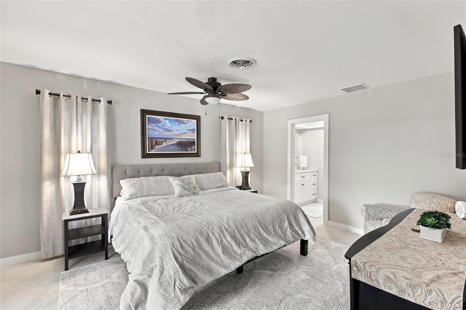 1242 PINEBROOK WAY