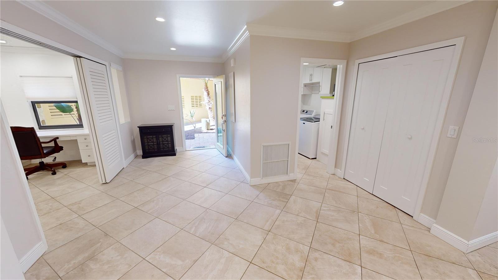 3270 SOUTHSHORE DR #72A