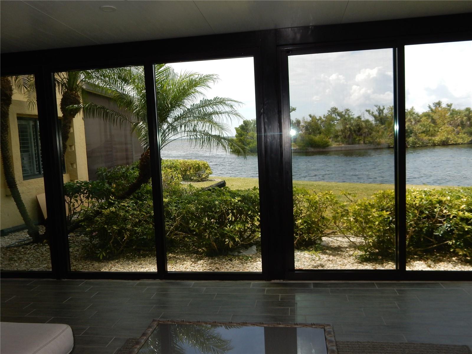 3270 SOUTHSHORE DR #72A