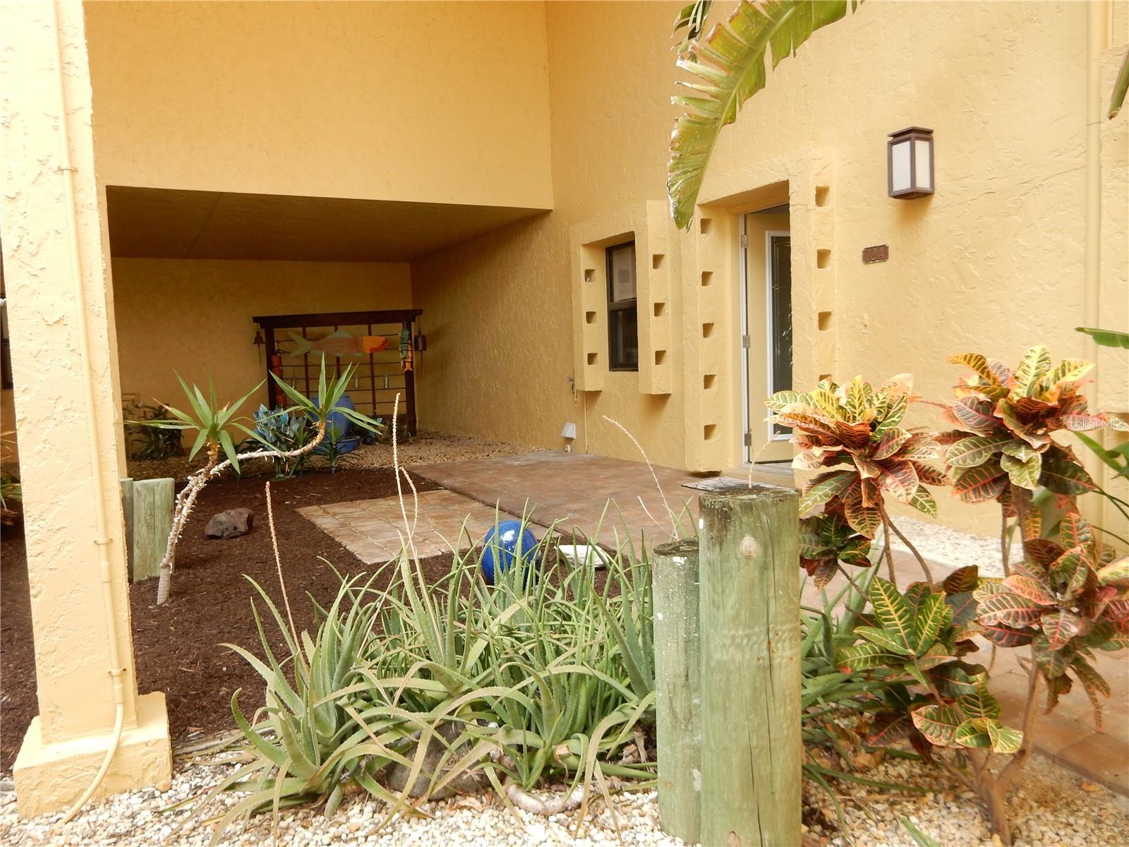 3270 SOUTHSHORE DR #72A