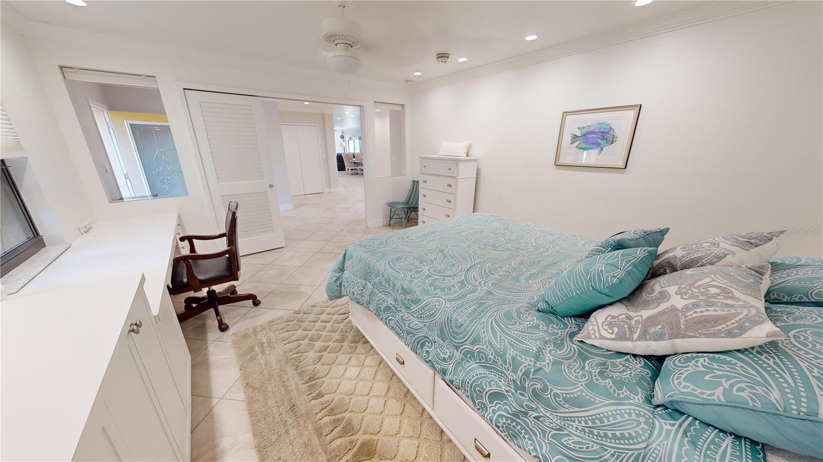 3270 SOUTHSHORE DR #72A