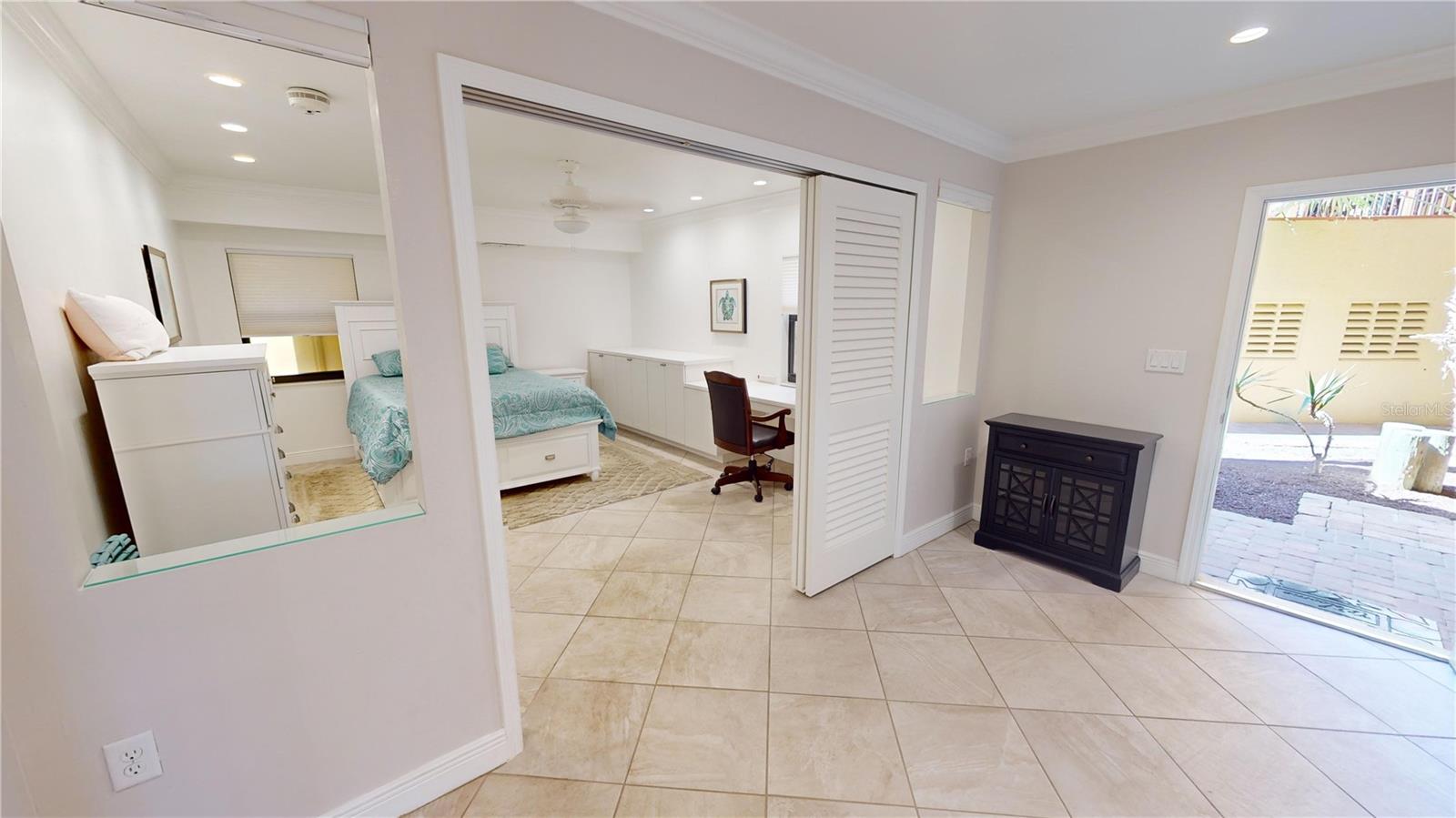 3270 SOUTHSHORE DR #72A