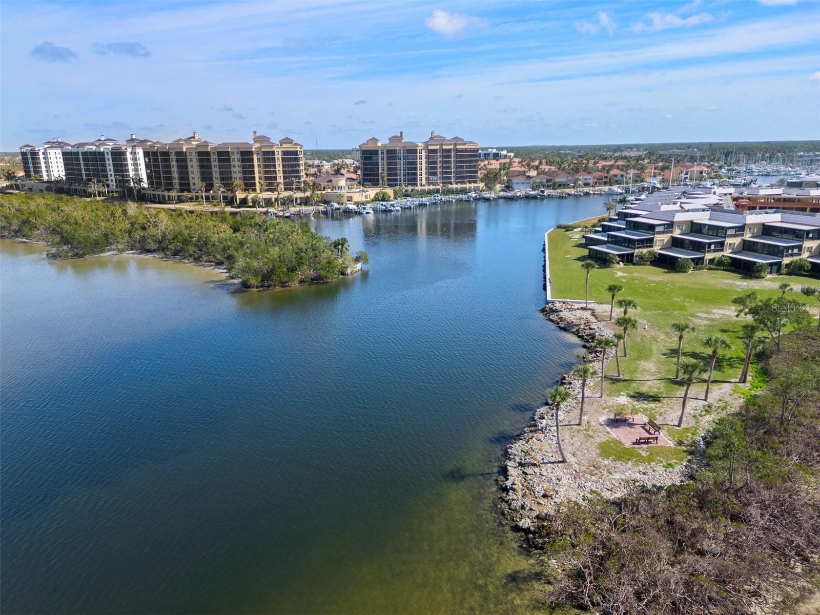 3230 SOUTHSHORE DR #33A