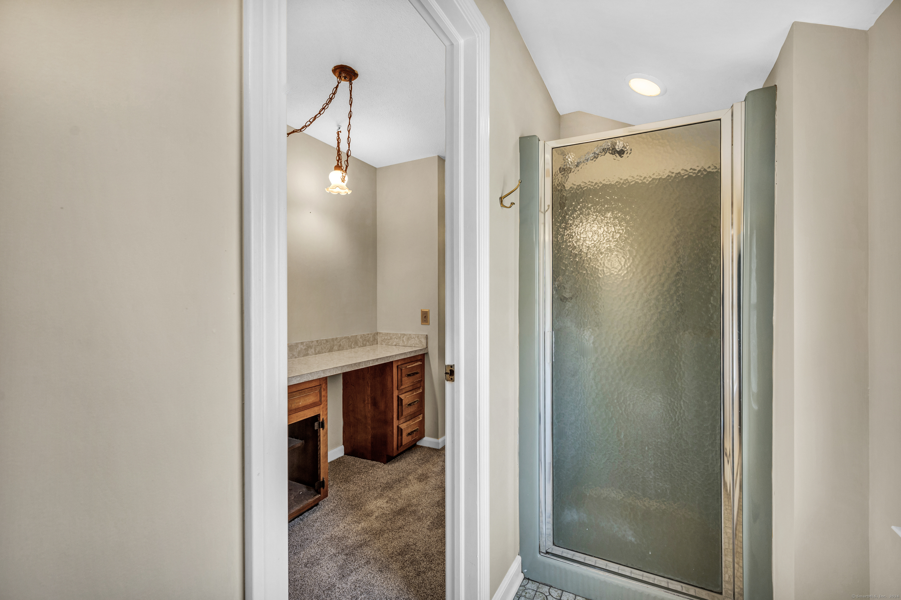 360 Hubbard Road