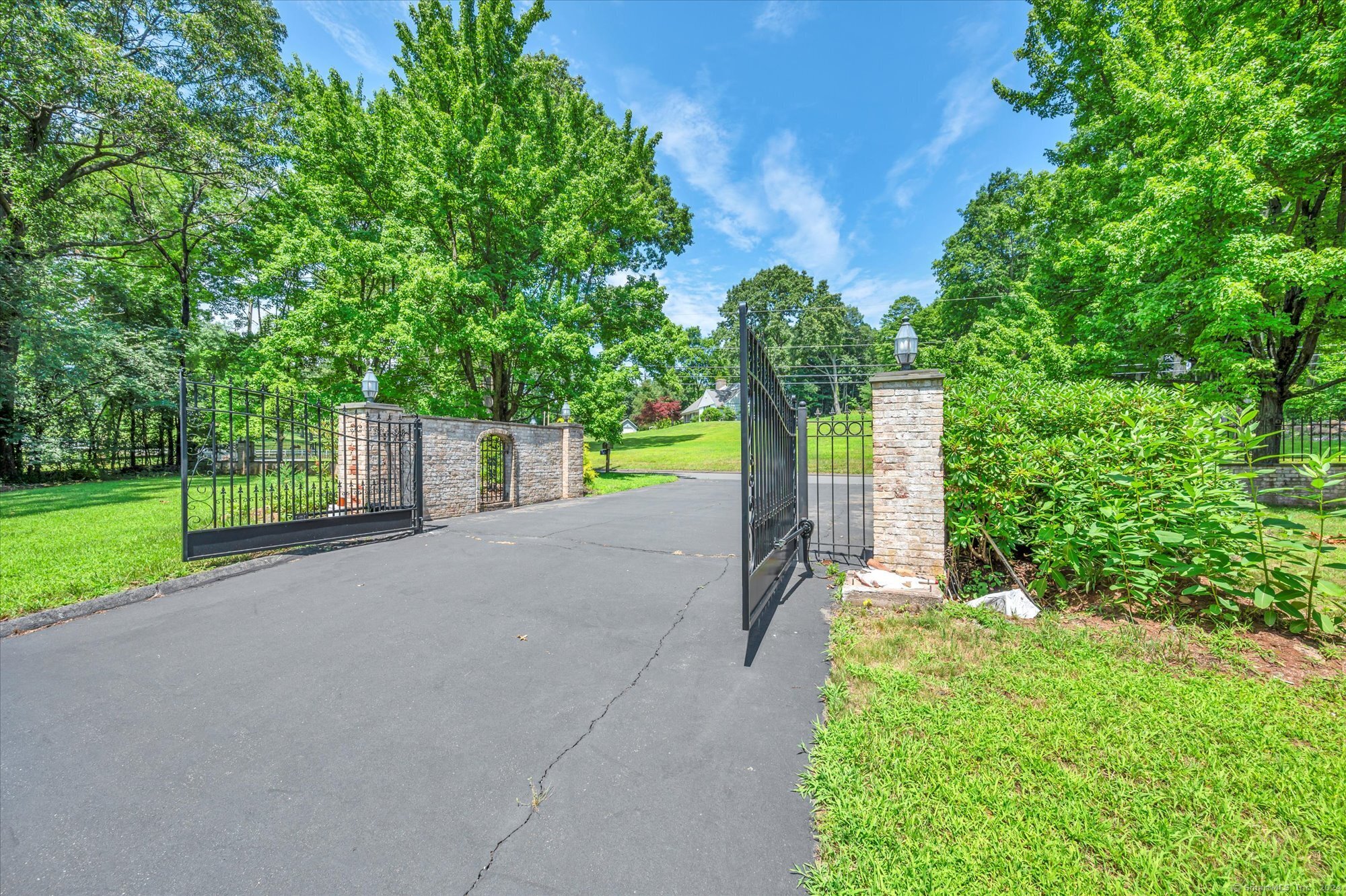 1 John Steele Road