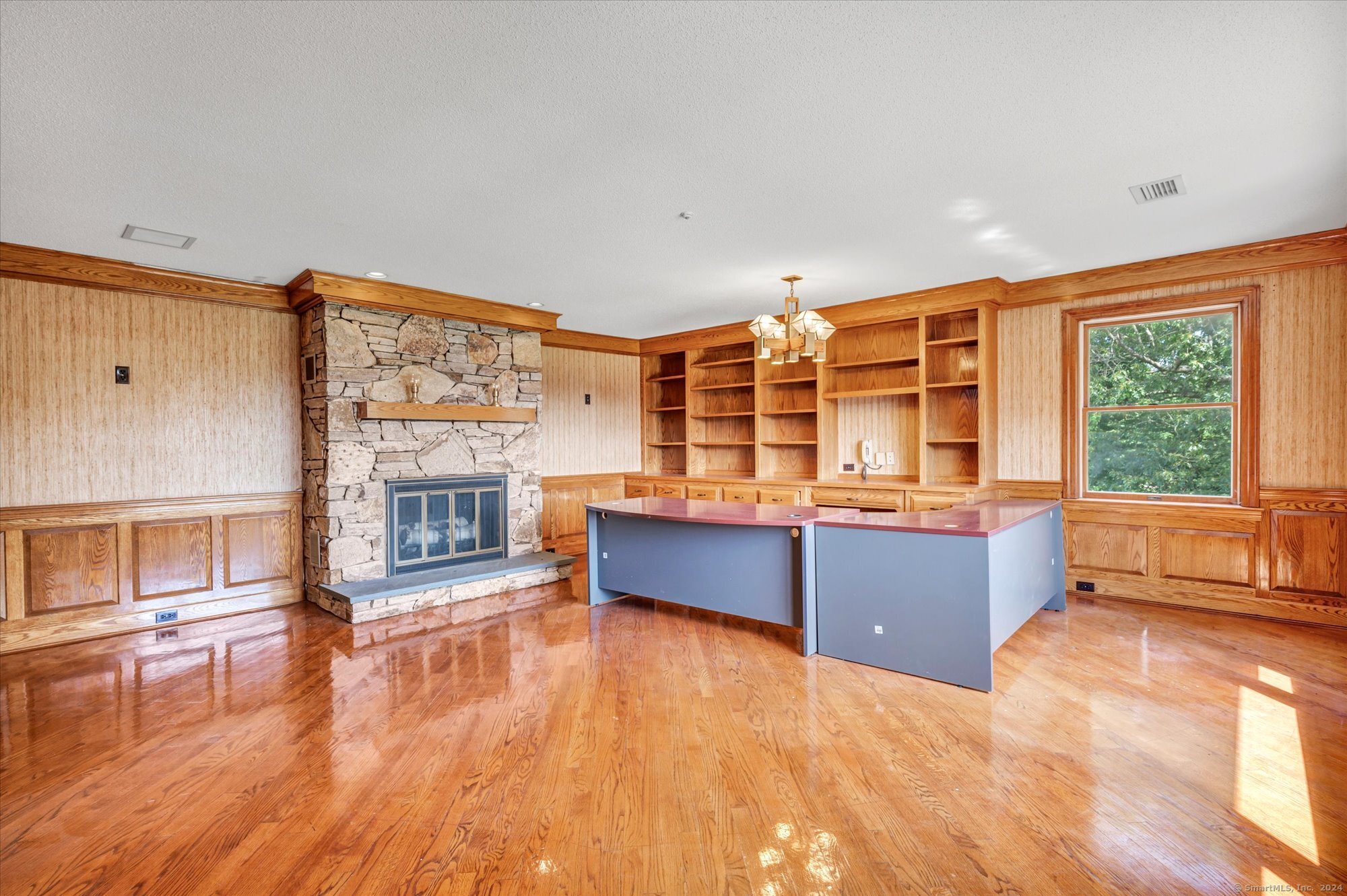 1 John Steele Road