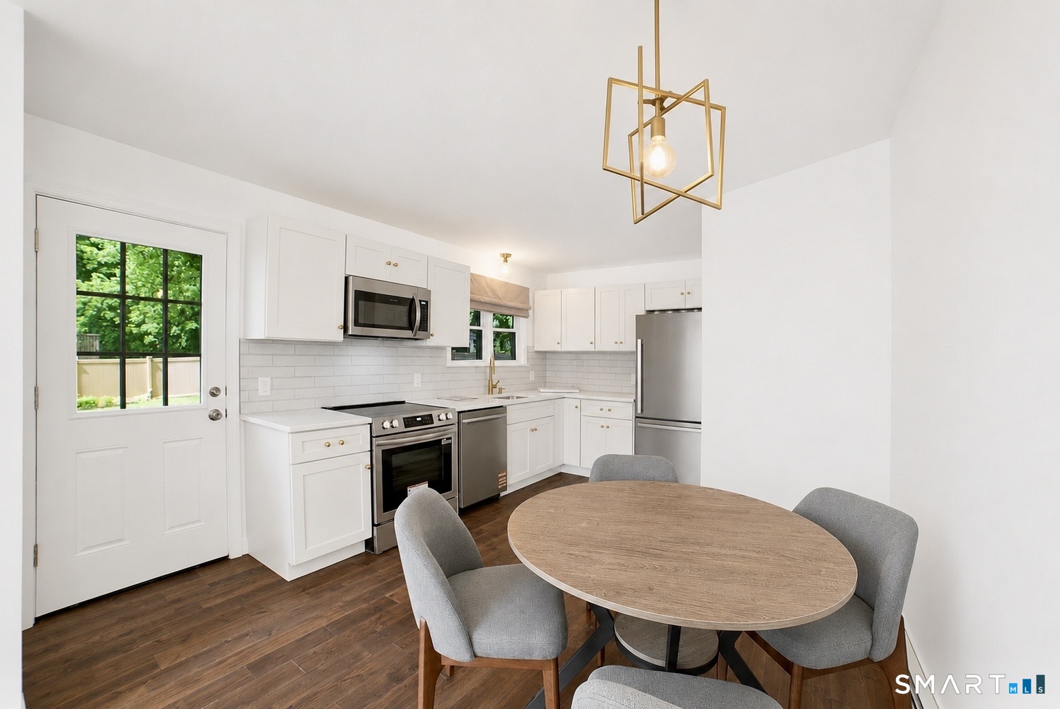 24 Vermont Terrace