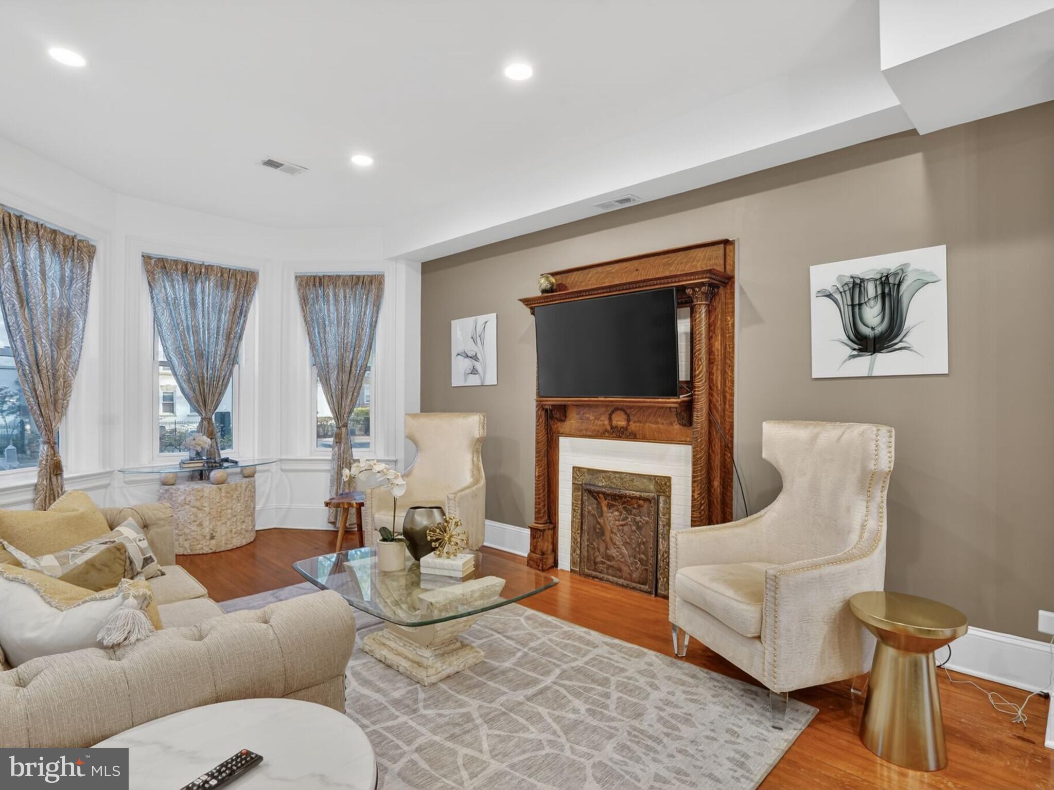 147 RHODE ISLAND AVENUE NW